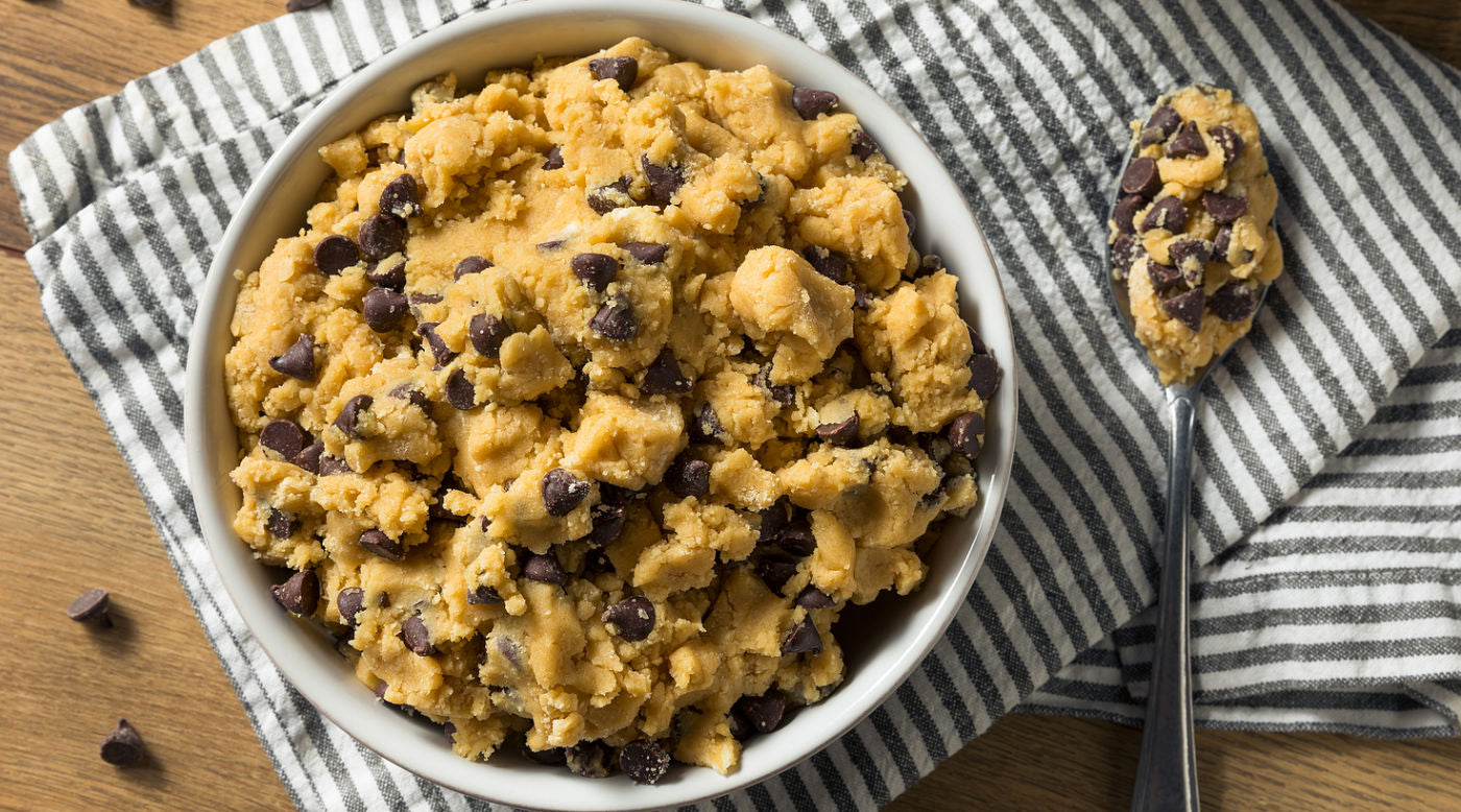  Raw chocolate chip cookie dough