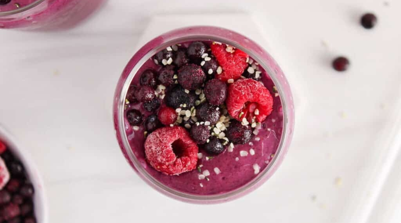  Gluten Free Vanilla Berry Smoothie