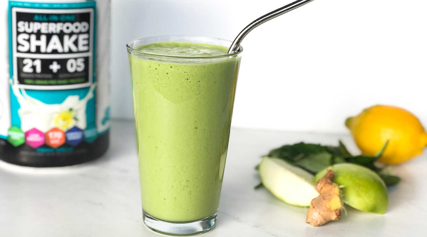  St. Paddy's Day detox green smoothie